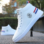 Men's Skateboarding Shoes High Top Sneakers  Breathable White Sports Shoes Students Shoes Street Walking Shoes Chaussure Homme